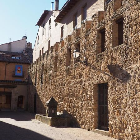 La Casona Del Zoilo -La Rasa- Apartment Ел Бурго де Осма Екстериор снимка